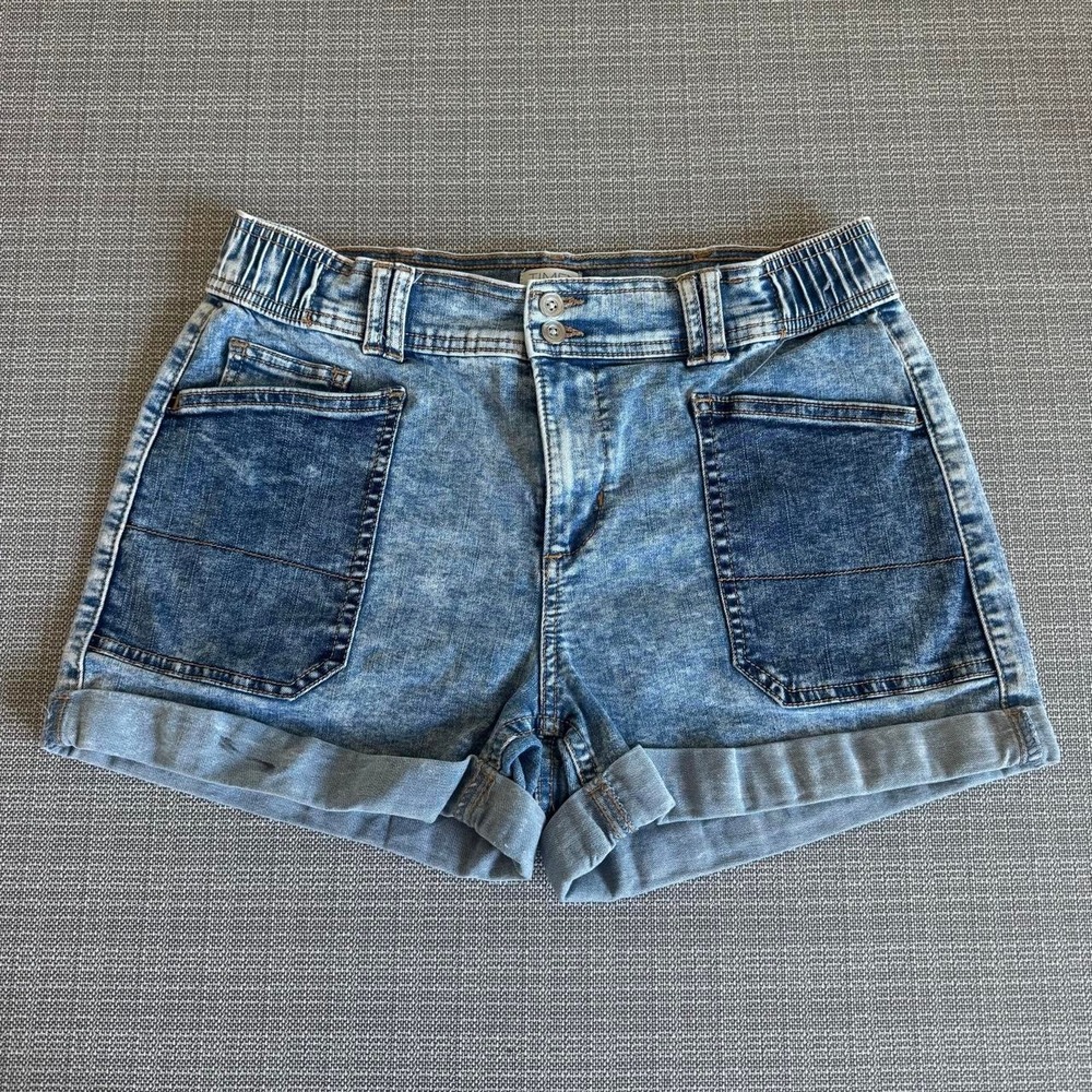Time and Tru blue denim shorts women's size 6